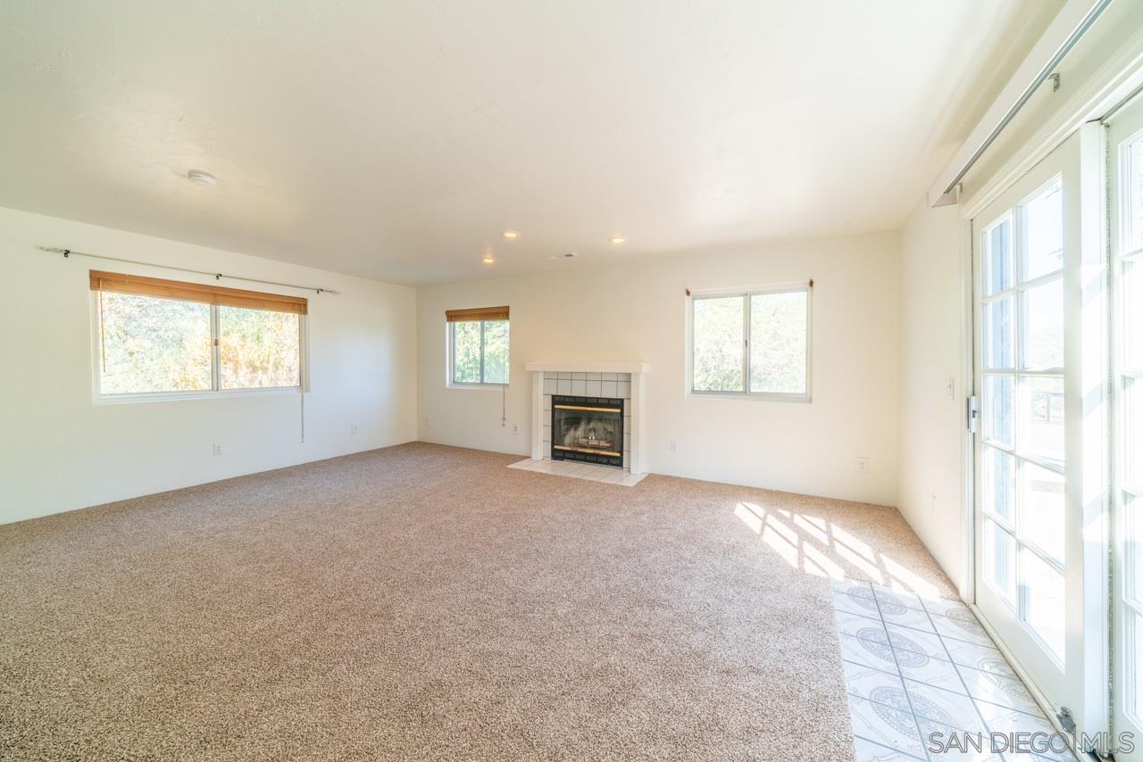 11064 Green Oaks Road Lakeside, CA 92040 - Photo 9 of 25 Gallery Image 9