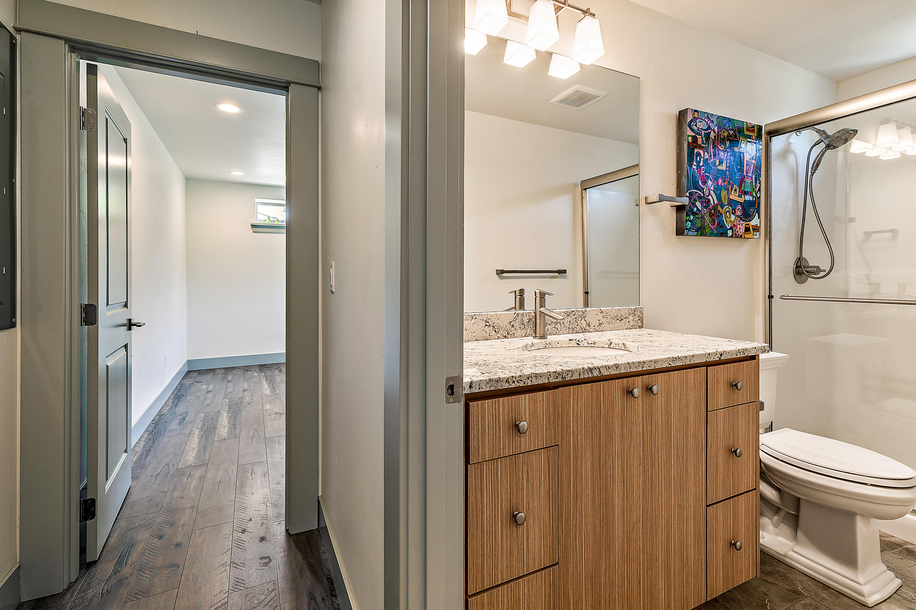 4762 Hillcrest Road Medford, OR 97504 - Photo 21 of 33 Gallery Image 21