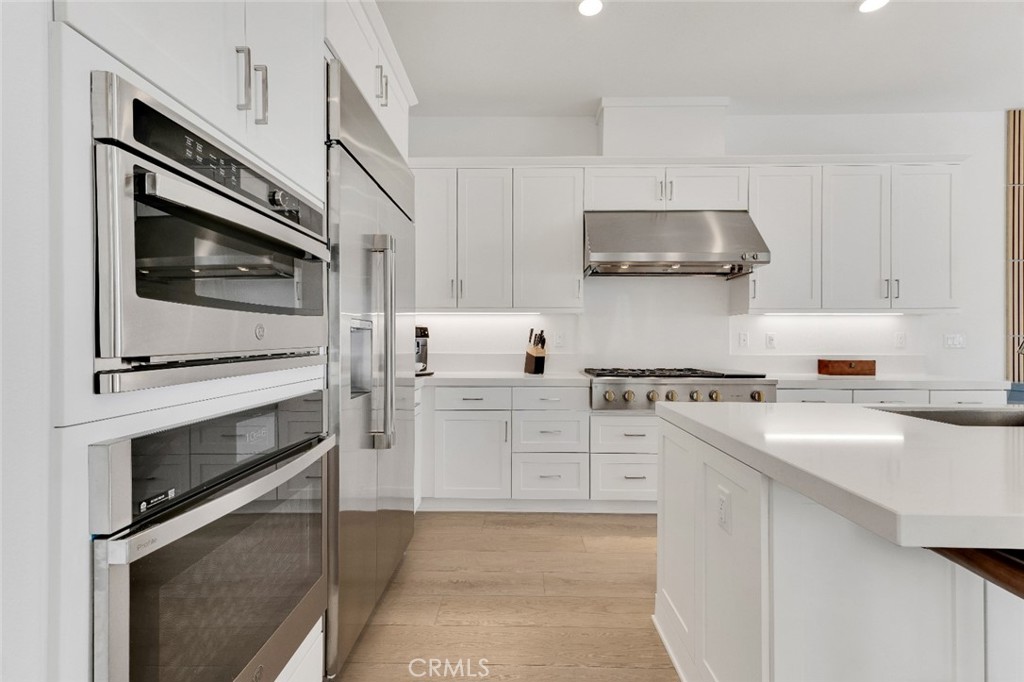 26712 Afton Lane Valencia, CA 91381 - Photo 11 of 53