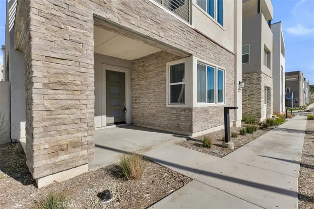 $6,500 | 26712 Afton Lane, Valencia, CA 91381