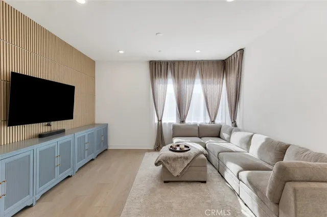 $6,500 | 26712 Afton Lane, Valencia, CA 91381