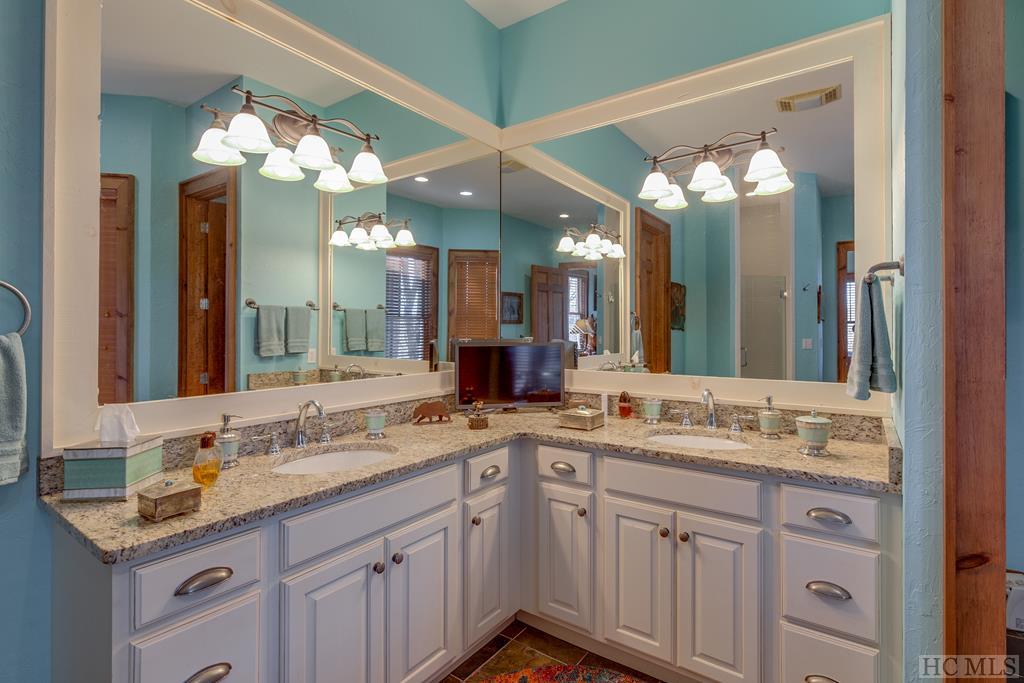 1541 Highgate Road Highlands, NC 28741 - Photo 20 of 38 Gallery Image 20