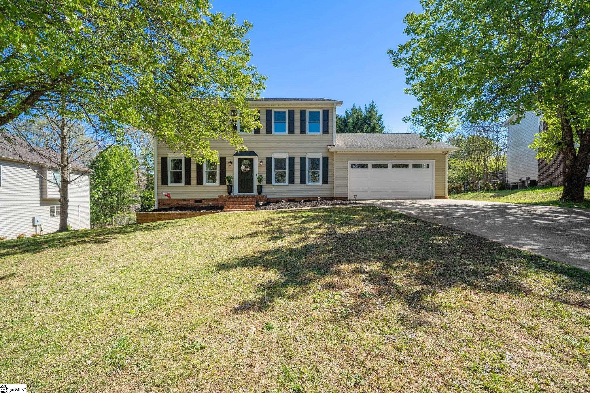 708 Pineapple Pointe Greenville, SC 29607 - Photo 1 of 33