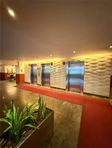 $525,000 | 2650 Ocean Parkway, Unit 9N | Gravesend