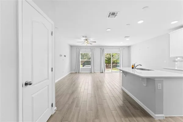 $2,600 | 3137 Riverboat Way, Oviedo, FL 32765