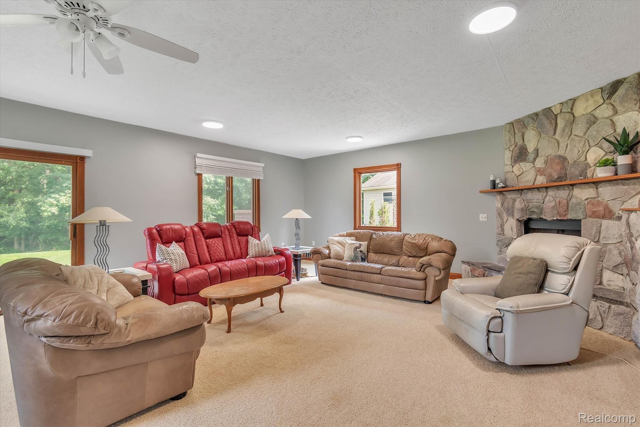 2601 Fisk Road Howell, MI 48843 - Photo 15 of 44 16-2601 Fisk Rd-Great Room 1.jpg