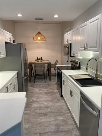 $6,500 | 3510 54th Drive West, Unit 203, Bradenton, FL 34210