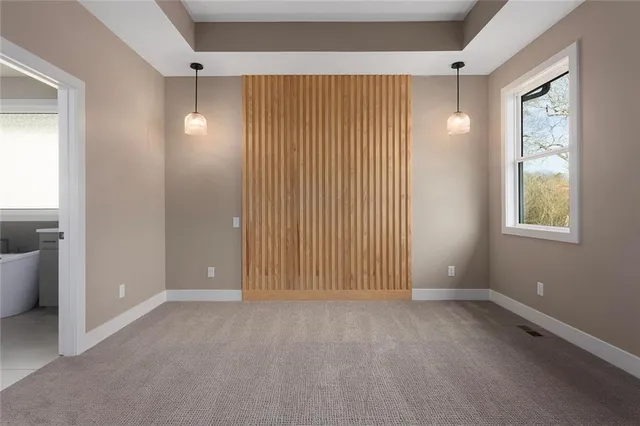 $569,999 | 202 Maple Street, Lone Jack, MO 64070