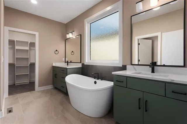 $569,999 | 202 Maple Street, Lone Jack, MO 64070