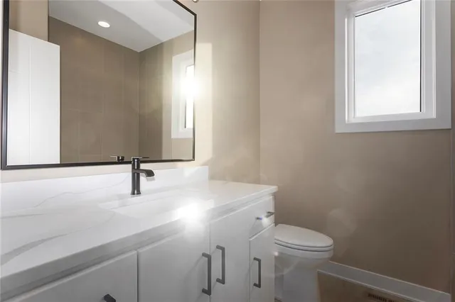 $569,999 | 202 Maple Street, Lone Jack, MO 64070