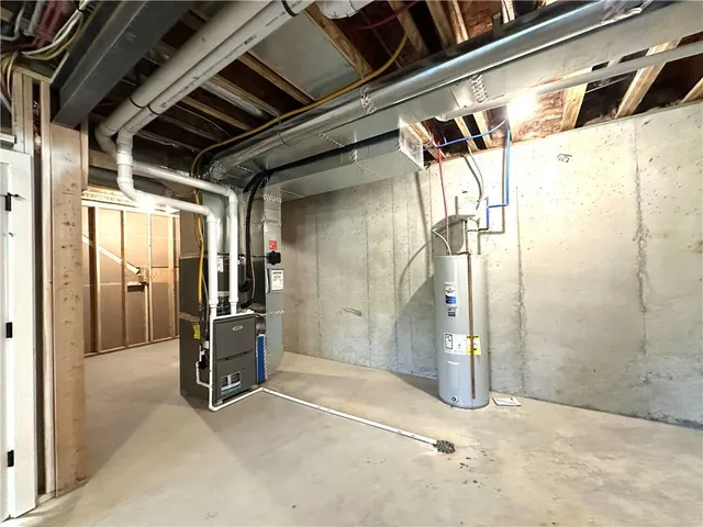 $569,999 | 202 Maple Street, Lone Jack, MO 64070