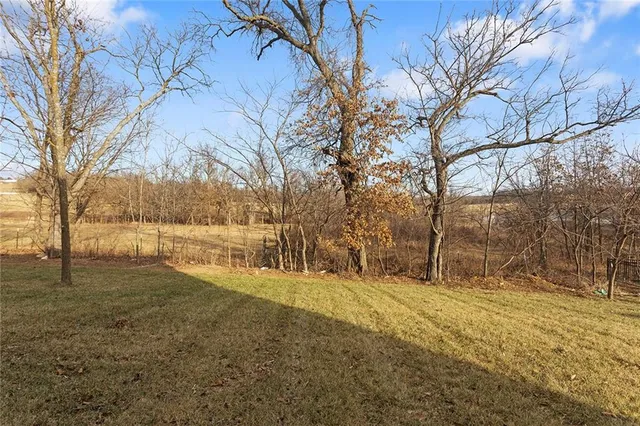 $569,999 | 202 Maple Street, Lone Jack, MO 64070