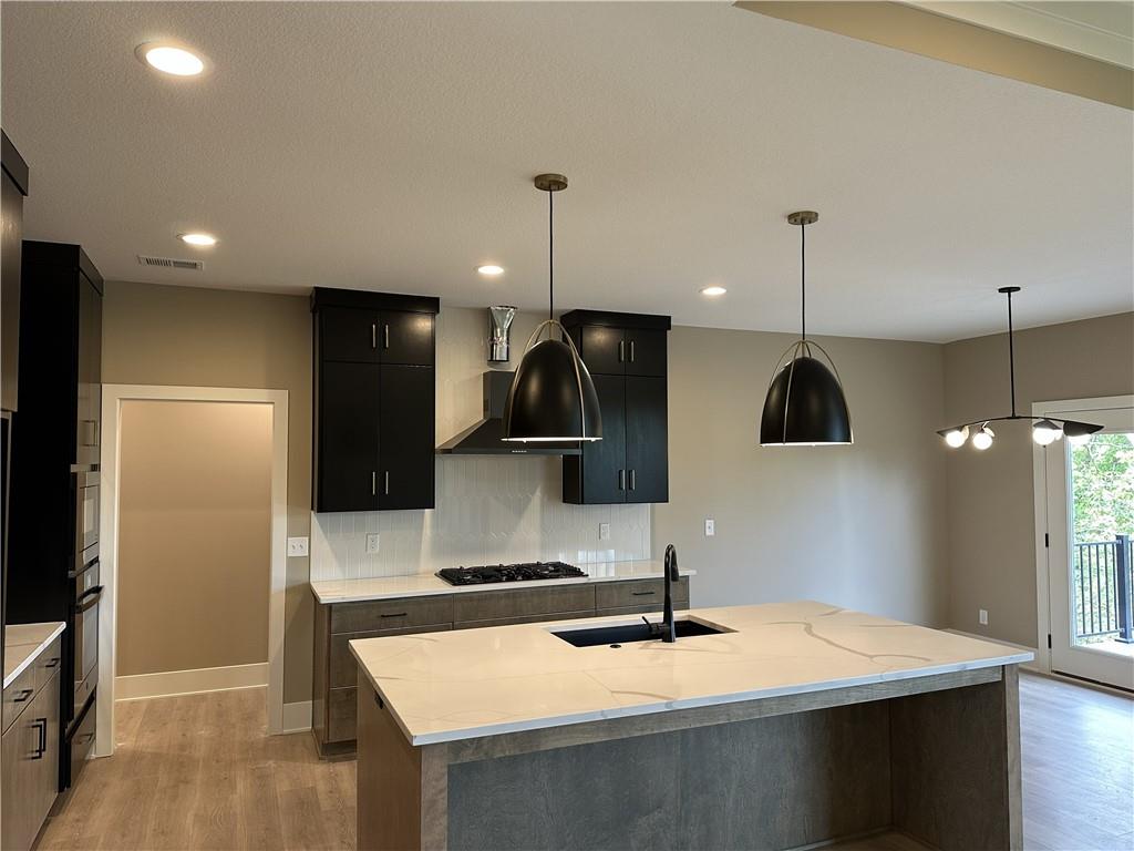 202 Maple Street Lone Jack, MO 64070 - Photo 8 of 37