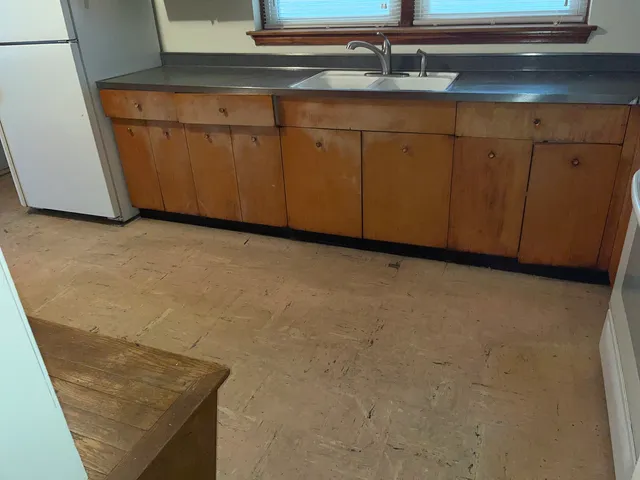 $239,999 | 841 North Kildare Avenue, Chicago, IL 60651