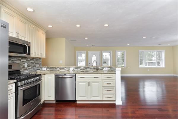 54 Foley Beach Road Hingham, MA 02043 - Photo 4 of 22 Gallery Image 4