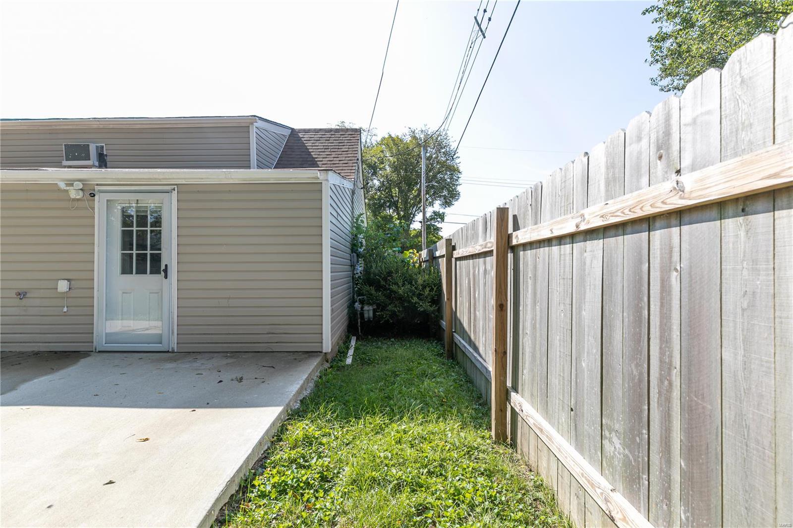 161 Becker Drive St. Louis, MO 63135 - Photo 20 of 20