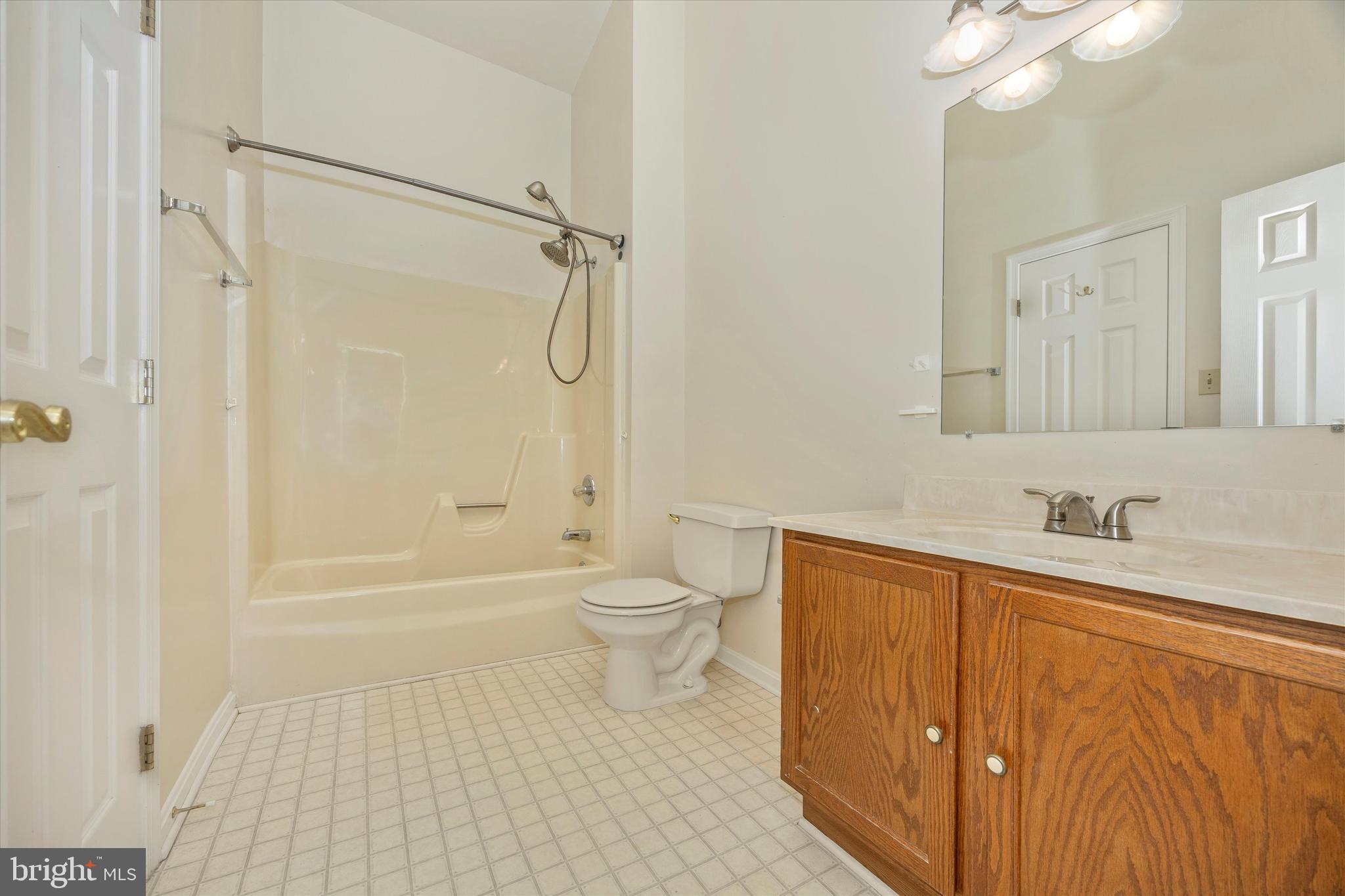 5 Victoria Square Frederick, MD 21702 - Photo 37 of 44 Full Bath