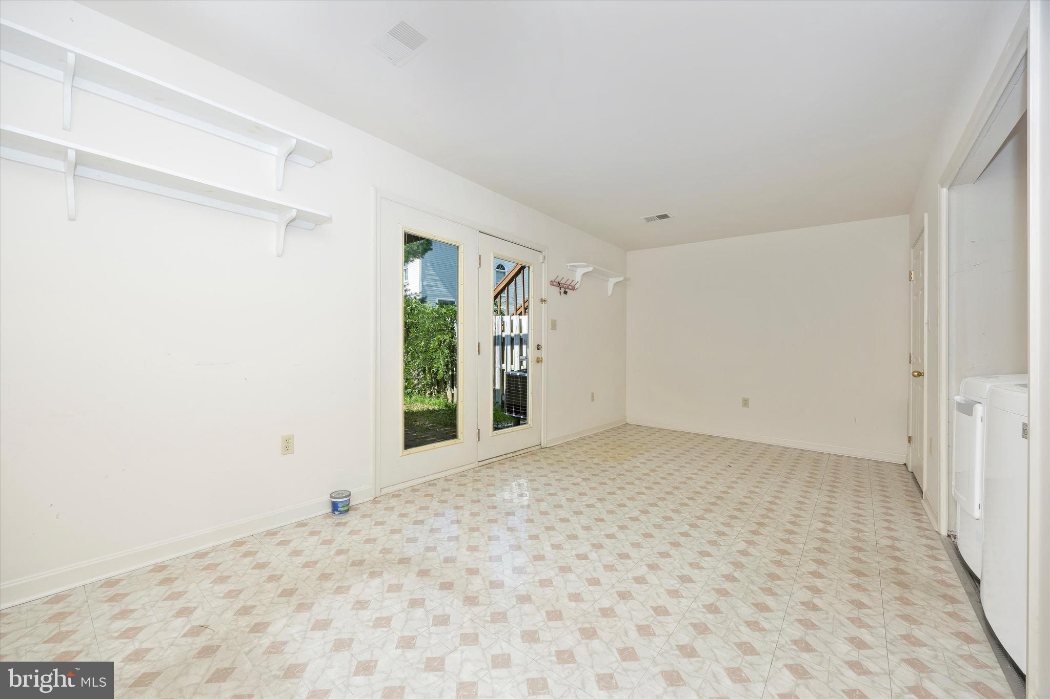 5 Victoria Square Frederick, MD 21702 - Photo 5 of 44 Large Bonus Room with Access to Backyard