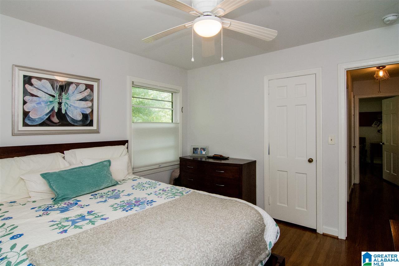833 Shades Crest Road Birmingham, AL 35226 - Photo 23 of 33
