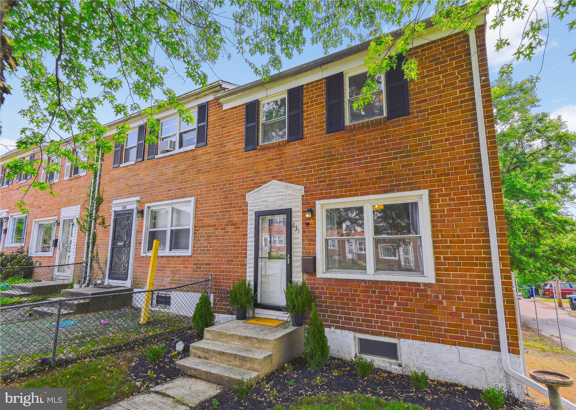 631 Markham Road Baltimore, MD 21229 - Photo 1 of 40 Front Exterior