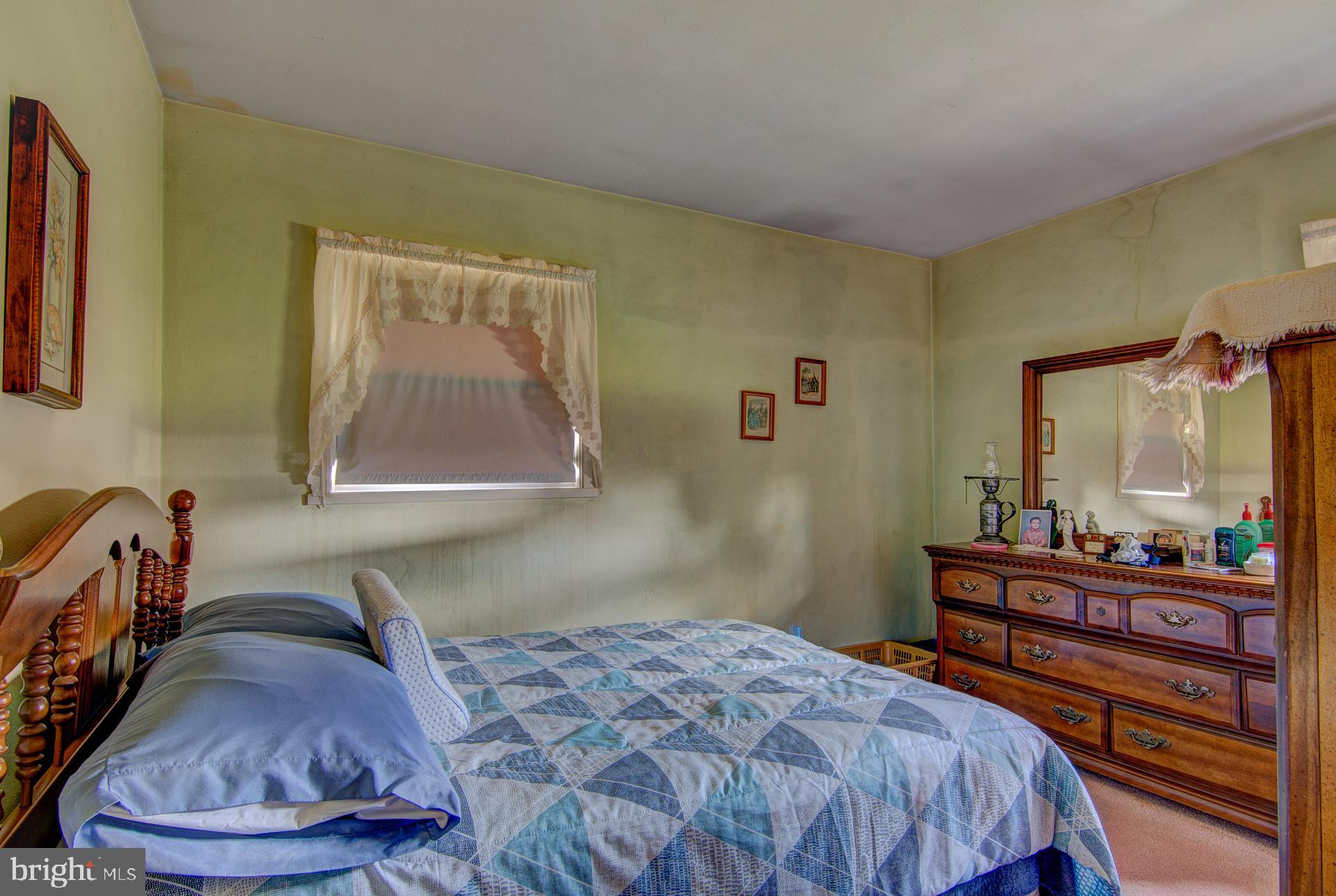 2440 Dunbar Road York, PA 17408 - Photo 7 of 12