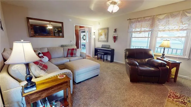 $299,000 | 1831 Chestnut Grove Road, King, NC 27021