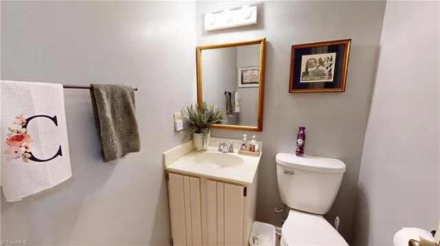 $299,000 | 1831 Chestnut Grove Road, King, NC 27021