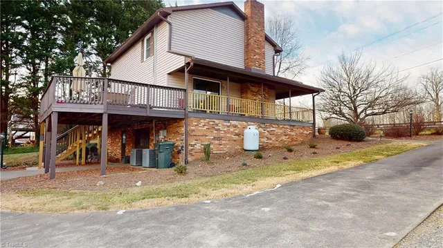 $299,000 | 1831 Chestnut Grove Road, King, NC 27021