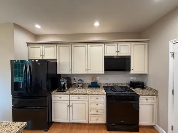 $479,900 | 355 Woodside Court, Batesville, IN 47006