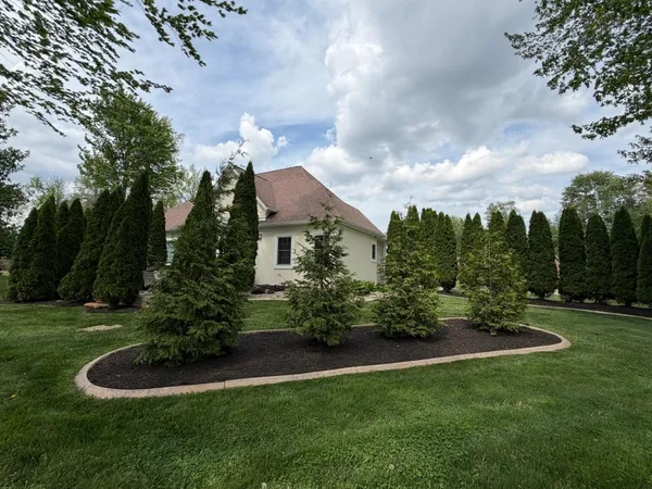$479,900 | 355 Woodside Court, Batesville, IN 47006