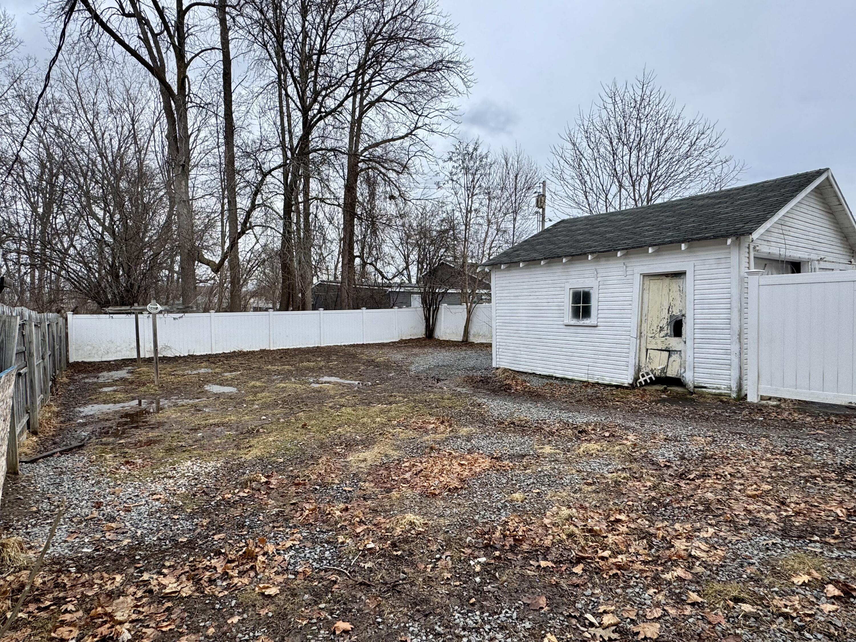 8 Lozier Place Plattsburgh, NY 12901 - Photo 16 of 17