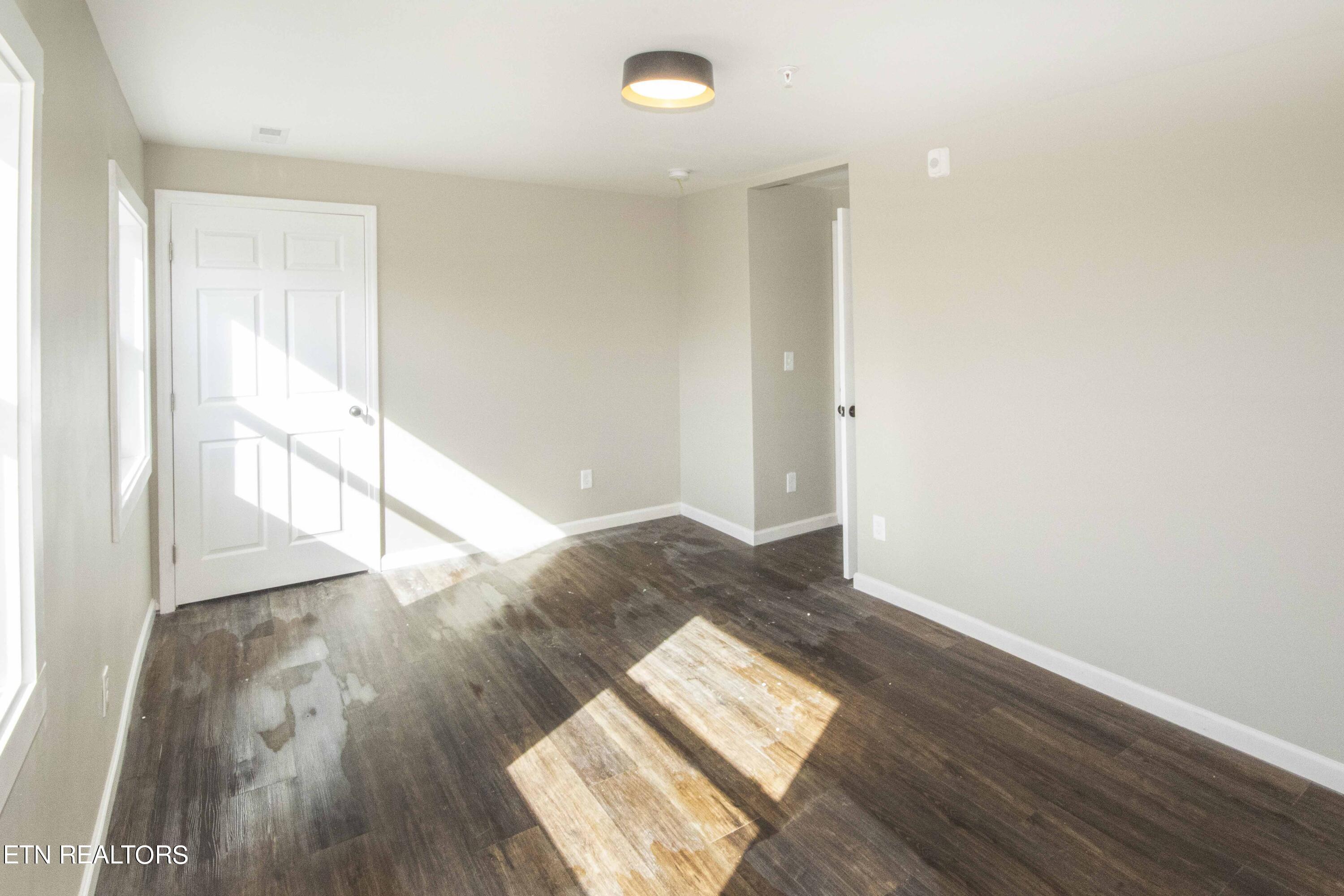 108 Viking Road Oak Ridge, TN 37830 - Photo 35 of 49 2 BED UNIT BEDROOM