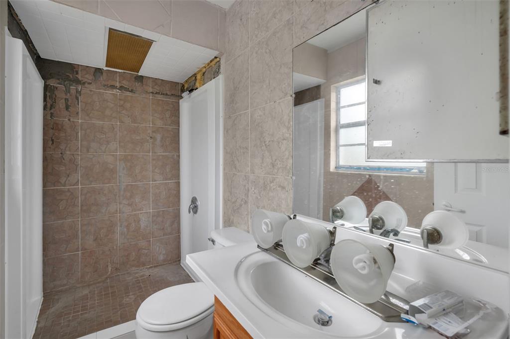 1224 Kirk Street Orlando, FL 32808 - Photo 15 of 19