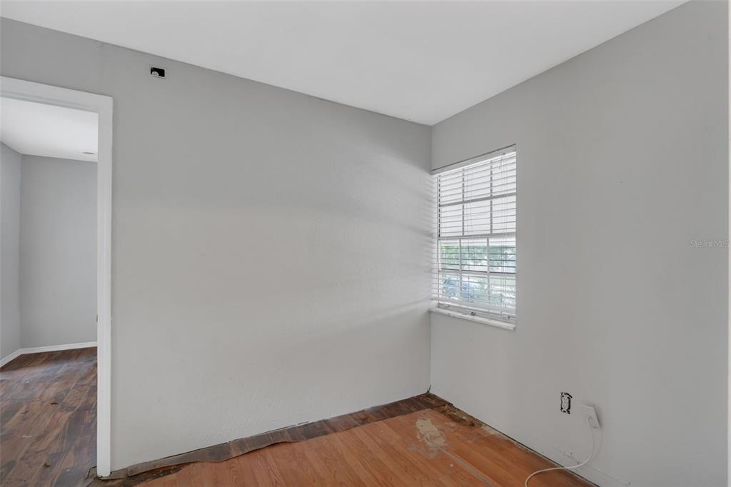 1224 Kirk Street Orlando, FL 32808 - Photo 3 of 19