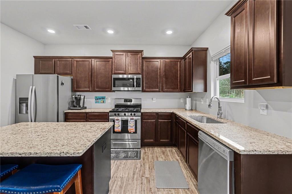 701 Cherokee Rose Bremen, GA 30110 - Photo 11 of 25