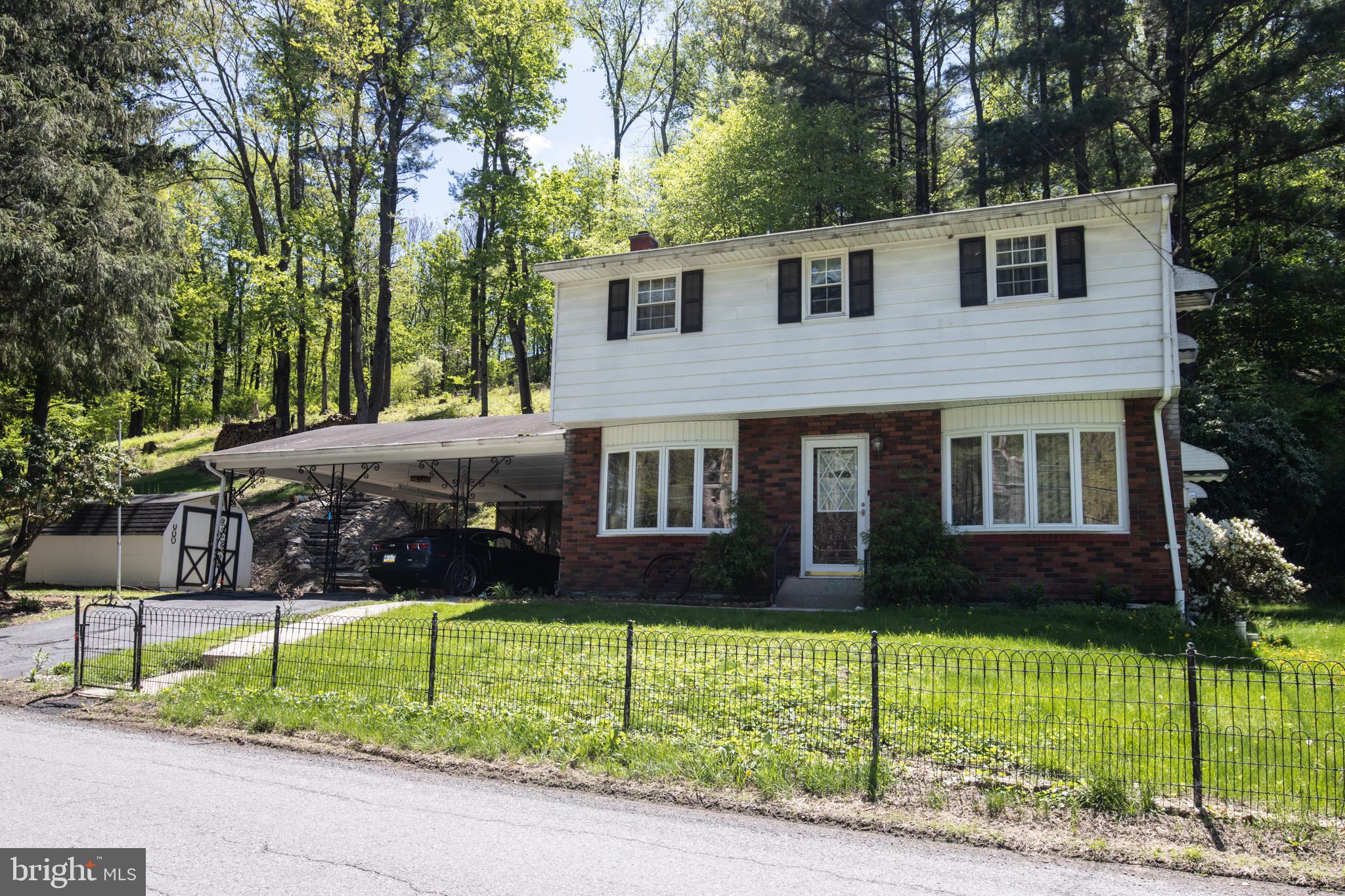 120 Low Road Pottsville, PA 17901 - Photo 1 of 19