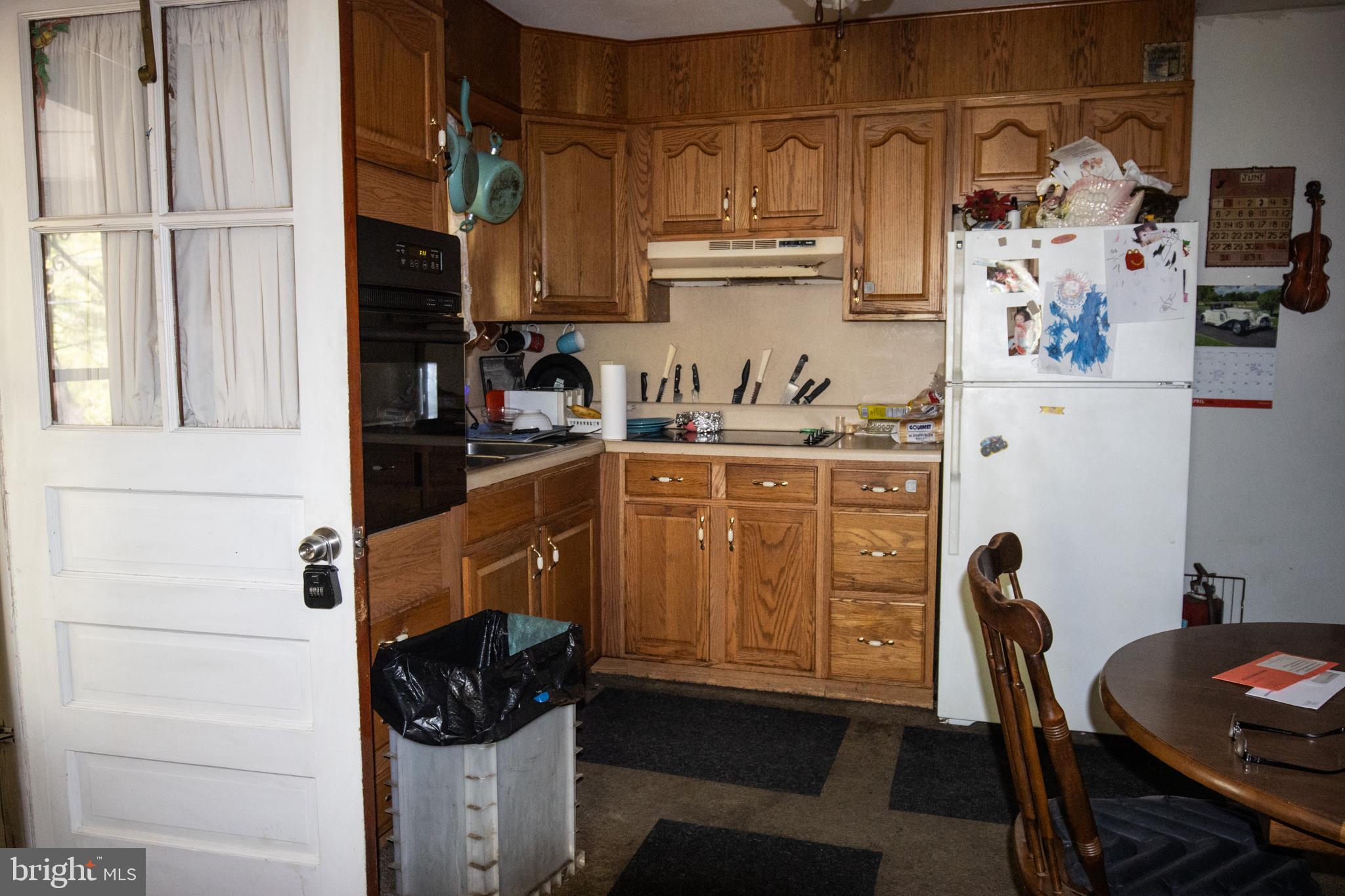 120 Low Road Pottsville, PA 17901 - Photo 4 of 19