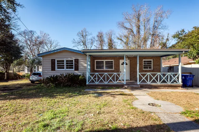 $2,300 | 1520 North Avalon Circle, Charleston, SC 29407