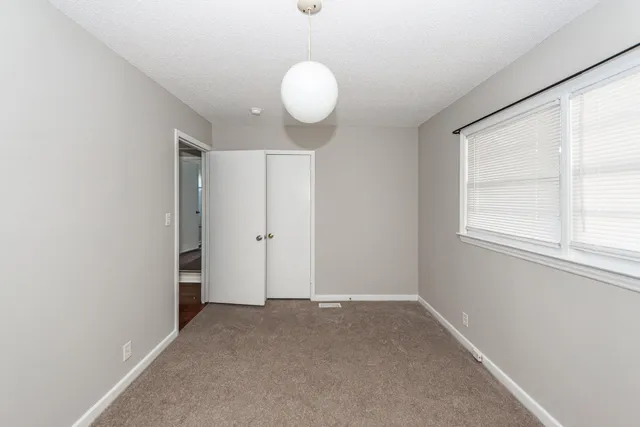 $2,300 | 1520 North Avalon Circle, Charleston, SC 29407