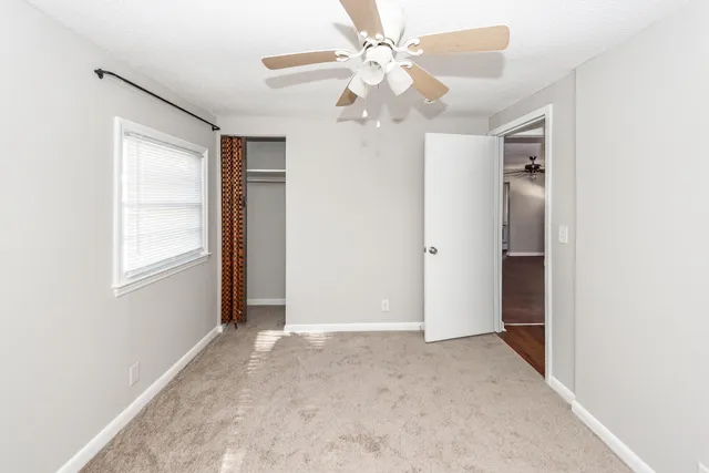 $2,300 | 1520 North Avalon Circle, Charleston, SC 29407