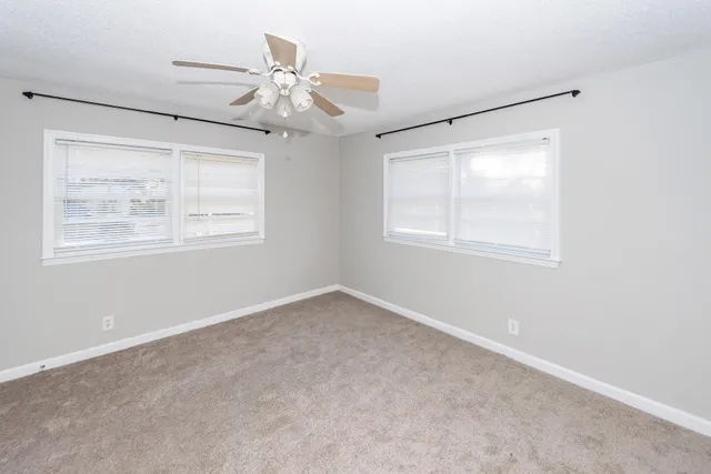 $2,300 | 1520 North Avalon Circle, Charleston, SC 29407