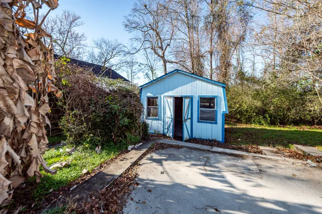 $2,300 | 1520 North Avalon Circle, Charleston, SC 29407