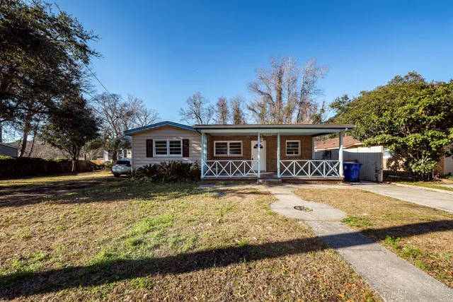 $2,300 | 1520 North Avalon Circle, Charleston, SC 29407