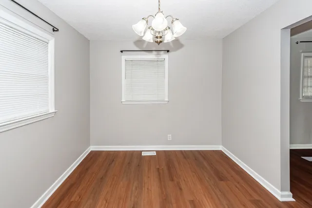 $2,300 | 1520 North Avalon Circle, Charleston, SC 29407