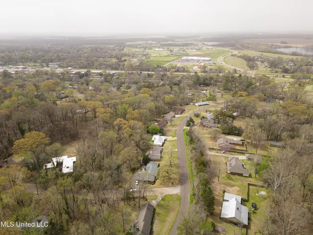 $199,000 | 814 North Sunset Drive, Yazoo City, MS 39194