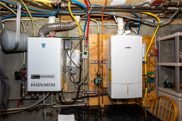 $979,000 | 546 Lonsdale Avenue, Central Falls, RI 02863