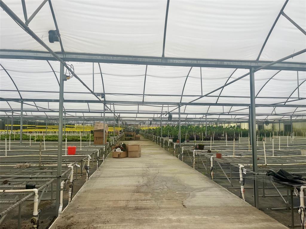 4103 Ondich Road Apopka, FL 32712 - Photo 10 of 13 a view of railway station with sitting area