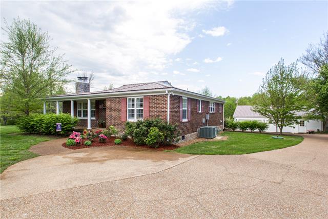 7219 Crow Cut Road Fairview, TN 37062 - Photo 2 of 20