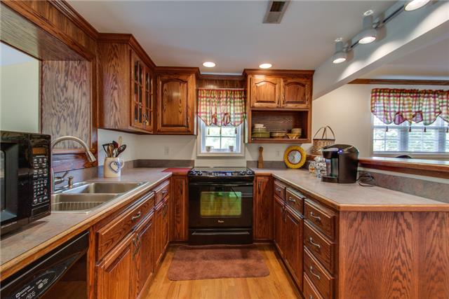 7219 Crow Cut Road Fairview, TN 37062 - Photo 8 of 20