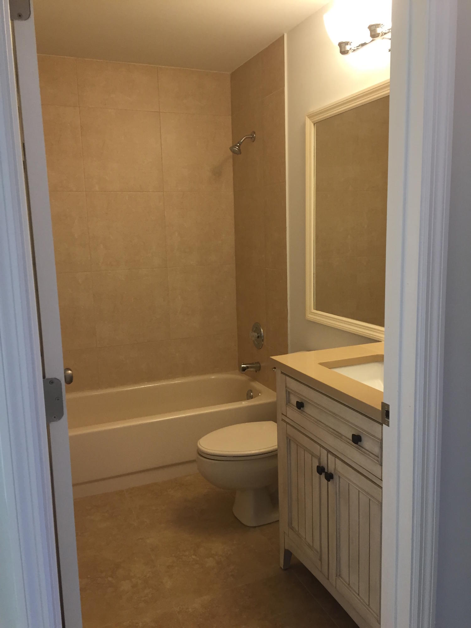 2115 Northwest 18th Street Delray Beach, FL 33445 - Photo 9 of 11 middle bathroom ne 18th st
